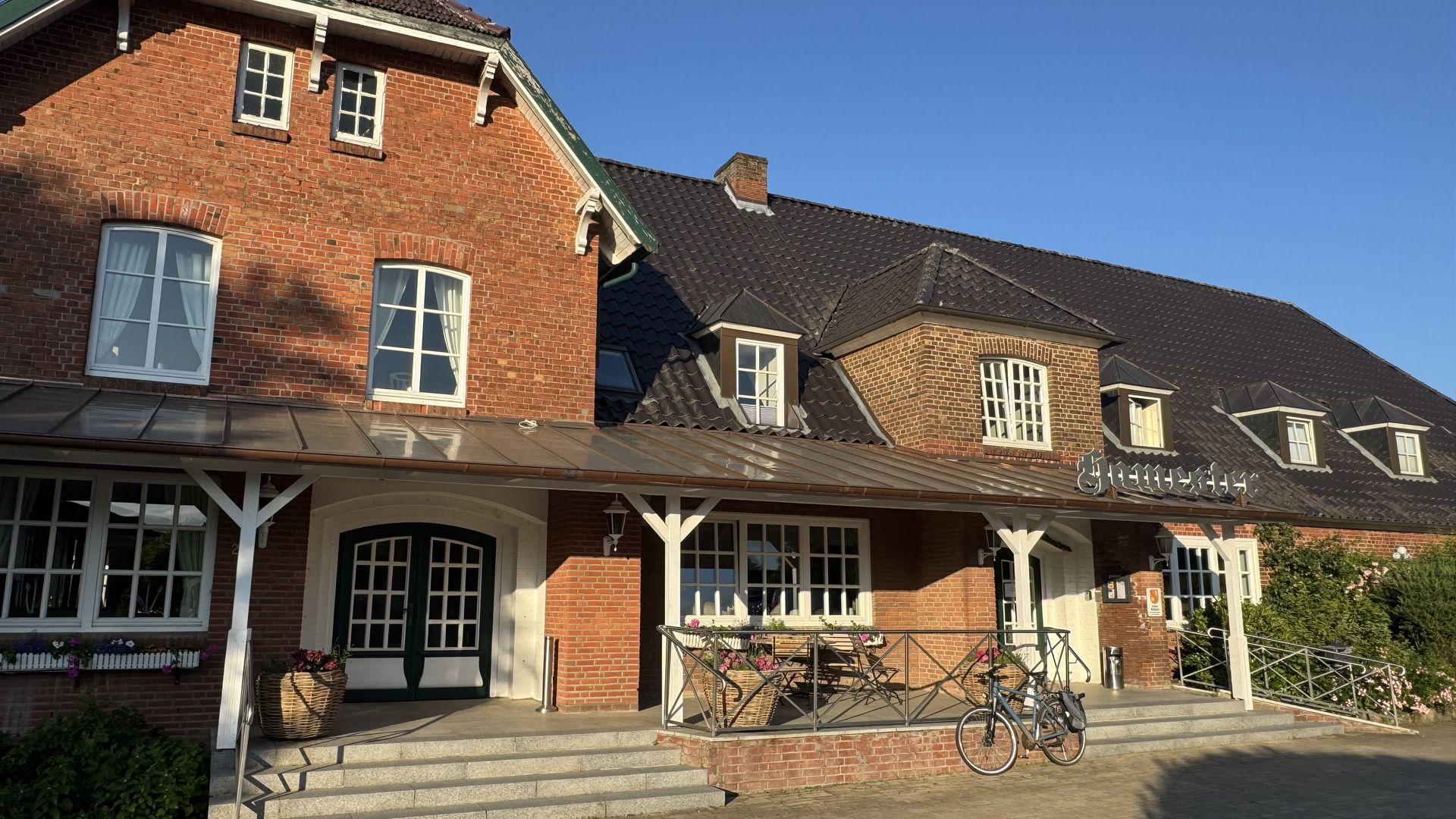 Außenansicht Landhaus Hamester Ansicht von außen Gaststätte