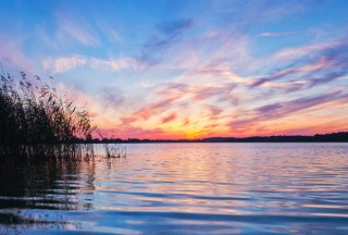 Wunderschöne Sonnenuntergänge am Mechower See lassen sich von Wietingsbek aus gut fotografieren., © Thomas Ebelt / HLMS GmbH