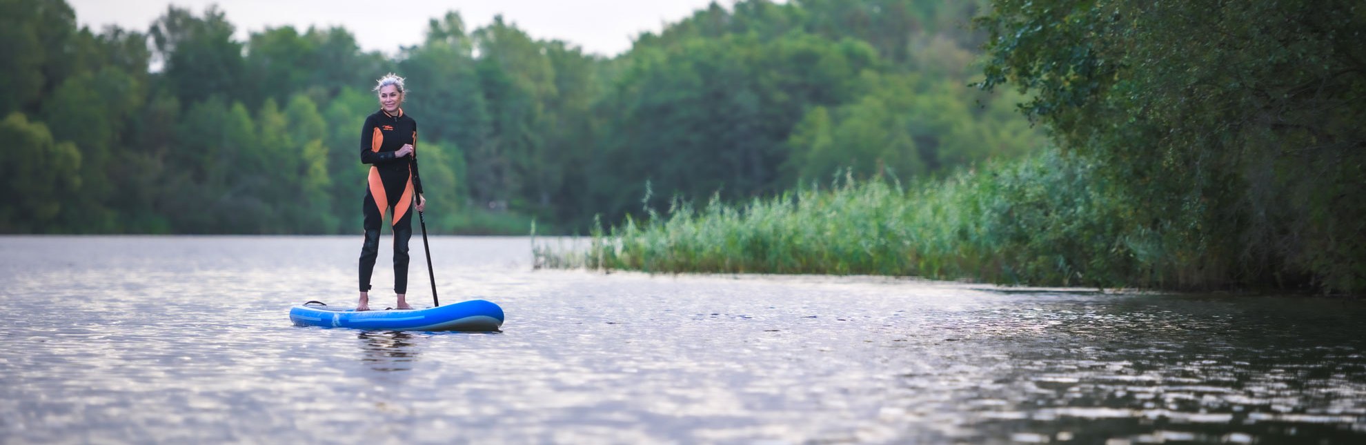 Herrlich entspannt gleitet man beim Stand-up Paddling über den See., © Alex K. Media / HLMS GmbH