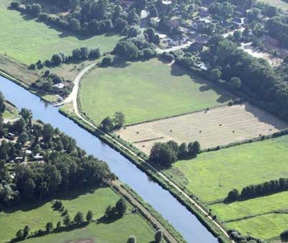In Siebeneichen quert eine historische Seilzugfähre den Elbe-Lübeck-Kanal., © Wolfgang Buchhorn