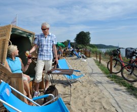 Beachclub in Geesthacht an der Elbe, © photocompany