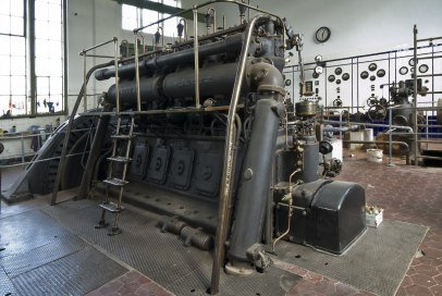 Motor im alten Lauenburger E-Werk von 1921, © Alf Rohlof